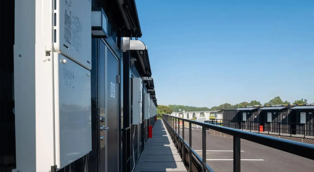 Номер Standard HOTEL R9 The Yard Ami
