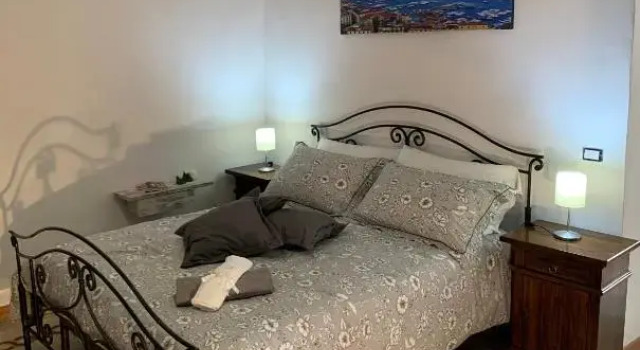 Mena Holiday House, Забронировать Отель Отели Сант-Аньелло с парковкой, Парковка