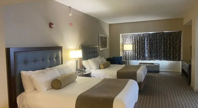 Четырёхместный номер Standard Mountaineer Casino Resort