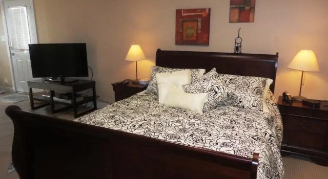1st Choice Bed and Breakfast, Rezervovat Hotel Hotely v Whitehorse s parkováním, Parkování