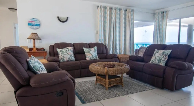 Aruba 29 - FAMILY ONLY, Забронировать Отель Умхлали Durban North Coast