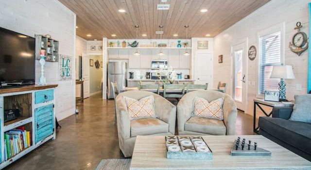 Fanta Sea Get Away 5 Bedrooms 4.5 Bathrooms Home