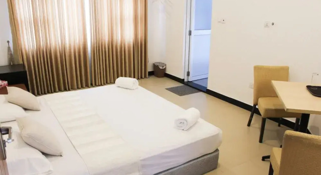 Hotel Digana, Забронировать Отель Отели Дигана 3 звезды, 3*