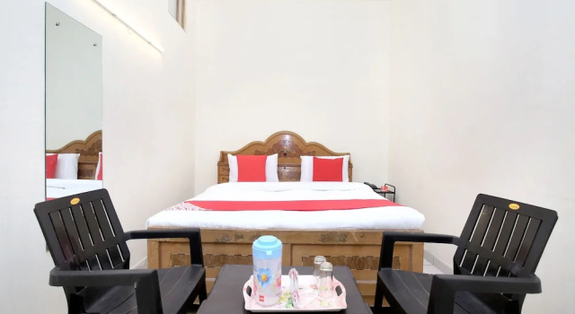 Люкс OYO 16695 Hotel Sun View