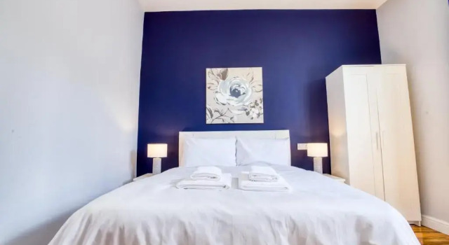 Апартаменты Classic 1 Bedroom King Size bed en Suite Shower Free Toiletries and Wifi in Central Lincoln