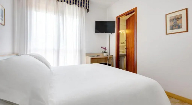 Двухместный номер Standard Hotel Piccadilly