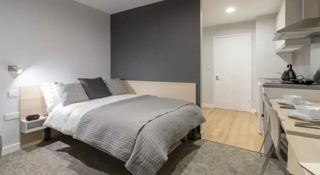 Студия For Students Only Straits Manor in Sheffield