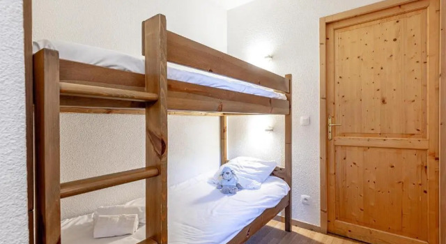 Madame Vacances Residence Les Fermes de Saint Sorlin, Забронировать Отель Отели в центре Сен-Сорлен-д'Арв, в центре