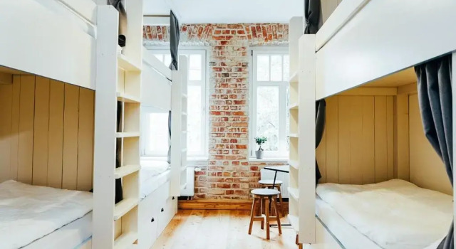 Bett im Wohnheim Hostel Multitude