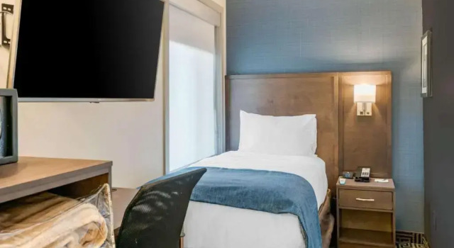 Одноместный номер Standard Quality Inn Centre-Ville