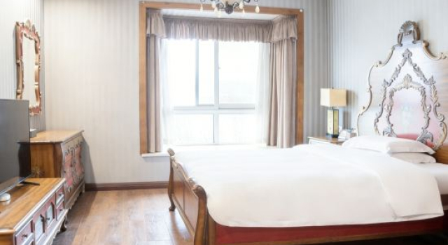 Люкс Luxury с видом на реку Aibao Hotel