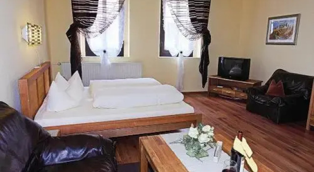 Hotel-Pension zum Markt, Rezervasyon Otel Garz 3 yıldızlı oteller, 3*