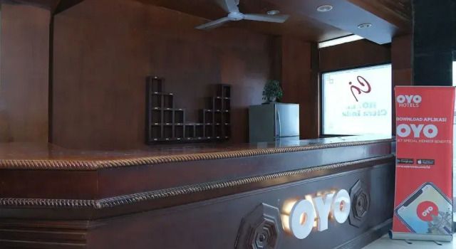 OYO 561 Hotel Citra Indah Near RS Ludira Husada Tama