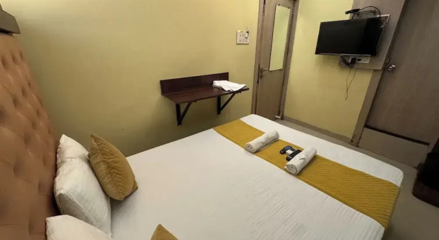 Номер Economy Hotel Ratna Paradise Thane West