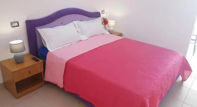 Mazzitelli Apartment, Rezerwuj Apartament Hotele w Ricadi z basenem, Basen