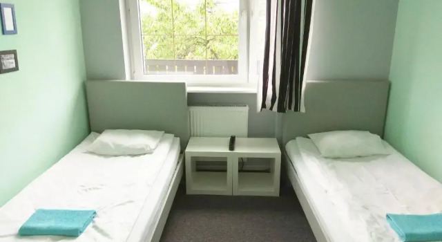 Standard Doppel Zimmer Olive Hostel