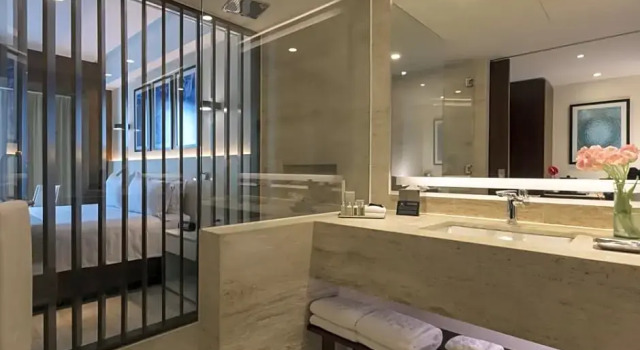 Четырёхместный люкс Altitude Krystal Grand Cancun All Inclusive