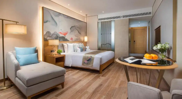 Номер Business Ramada Plaza Fuxian Lake