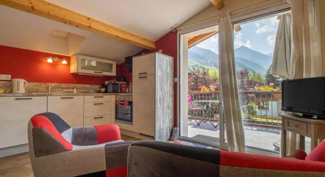 Le Nidouyé appartement 2 adultes UNIQUEMENT à Saint Lary Soulan