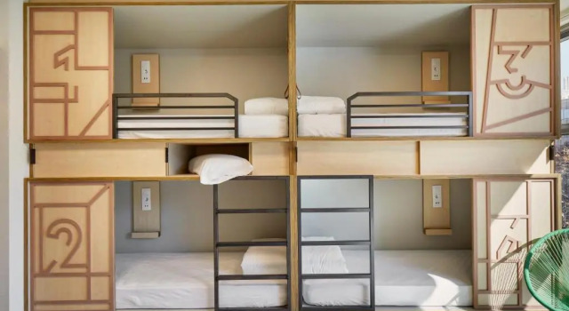 Кровать в общем номере (женский номер) Unite Hostel Barcelona