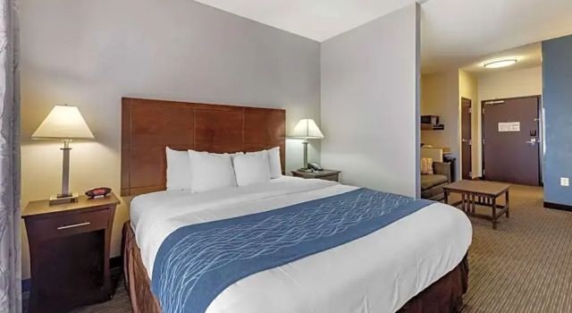 Люкс c 1 комнатой Comfort Inn & Suites Oklahoma City West - I-40