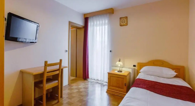 Номер Standard Török rooms, bistro & wellness