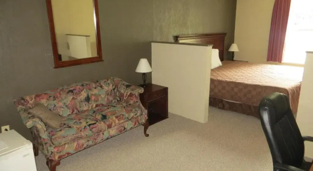 Полулюкс Americourt Hotel and Suites - Elizabethton