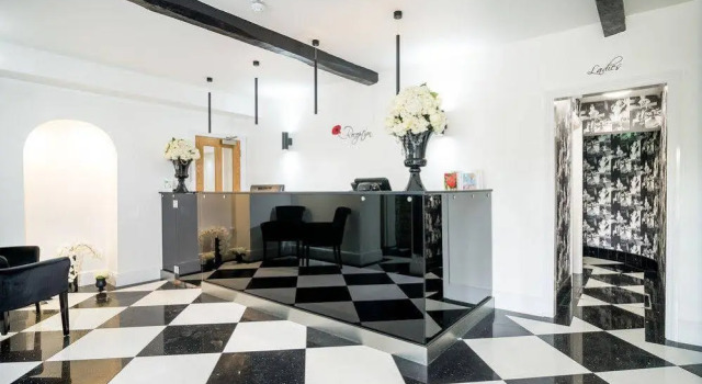 Eastwood Park Hotel, Varaa Hotelli Falfield Gloucestershire