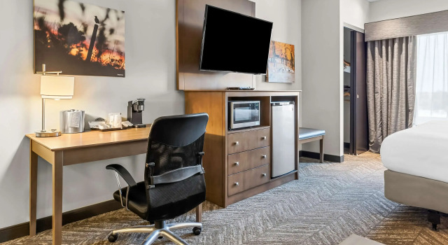 Четырёхместный люкс Best Western Plus Bolivar Hotel & Suites