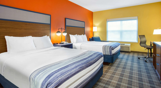 AmericInn by Wyndham Fulton Clinton, Book Hotel Hoteller i Clinton med pool, Swimmingpool