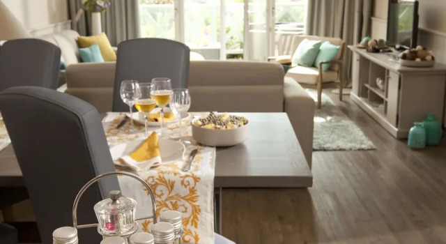 Stylish and Comfortably Furnished Apartment in Deauville, Забронировать Апартаменты/квартира Довиль 