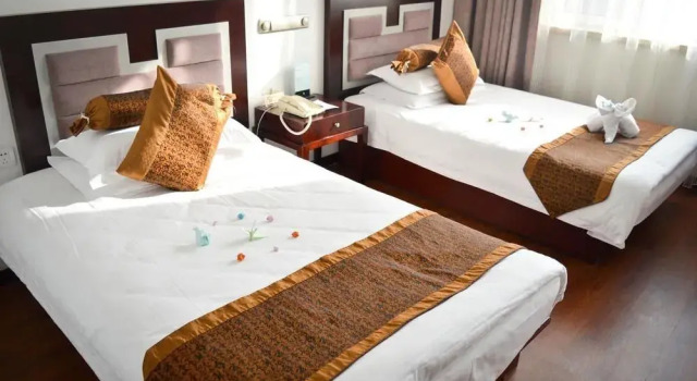 Qianyuan Jingyang (Eastern King) Hotel, Rezervovat Hotel Čchang-čchun 