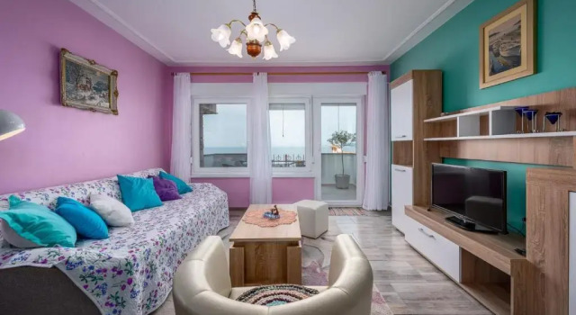 Apartment Crveni, Book Lejlighed Hoteller i Laura med parkering, Parkering