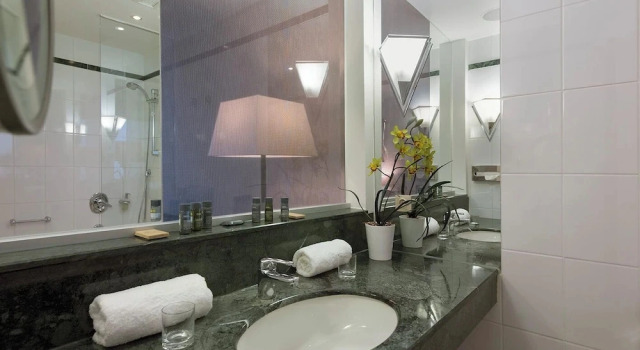 Номер Superior с видом на реку Excelsior Hotel Nürnberg Fürth, a member of Radisson Individuals