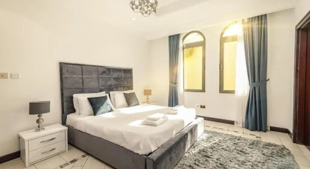LUX - The Savoy Palm Villa, Забронировать Вилла Виллы Дубая, Вилла