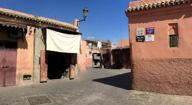 Riad Paradise, Забронировать Отель Отели Марракеш-Тенсифт-Эль-Хауз с парковкой, Парковка