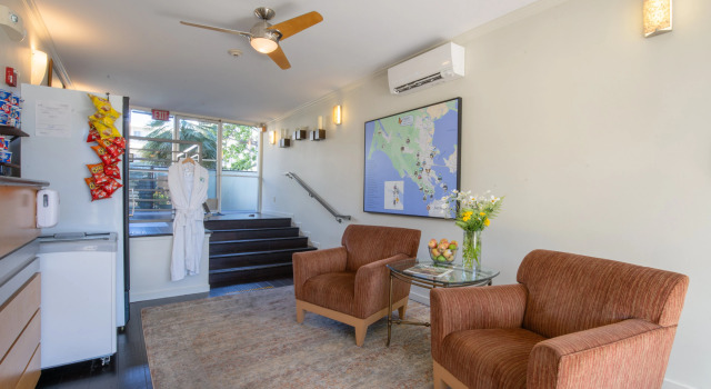 Marin Suites Hotel