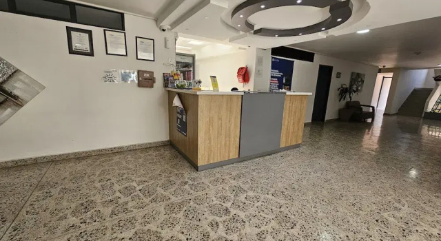 Hotel Ofix - Laureles, Забронировать Отель Лаурелес-Эстадио Медельин, рядом с San Antonio's Square