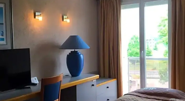 Номер Standard Hôtel Au Val De Saône PARKING GRATUIT