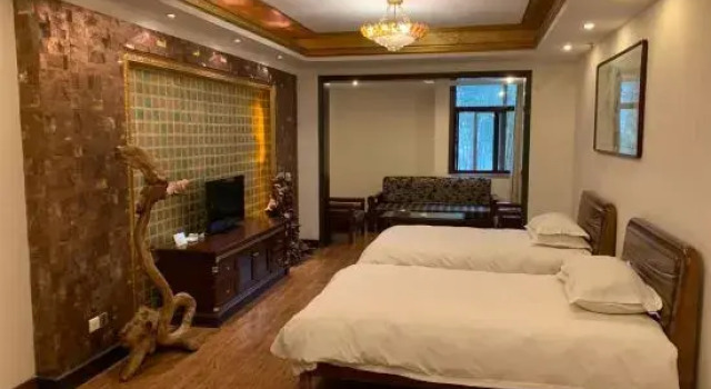 Семейный люкс Deluxe Jingtingshan Resort Hotel