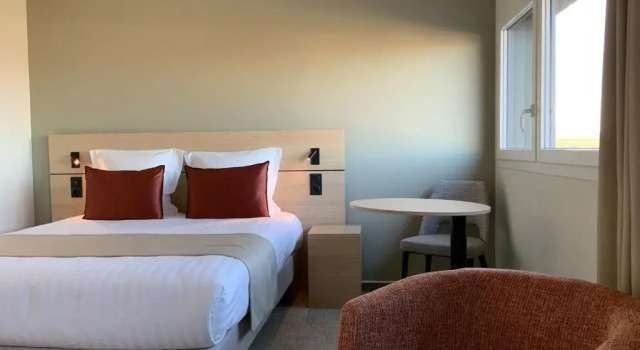 Семейный номер Standard Hôtel Akena Troyes - La Chapelle St-Luc