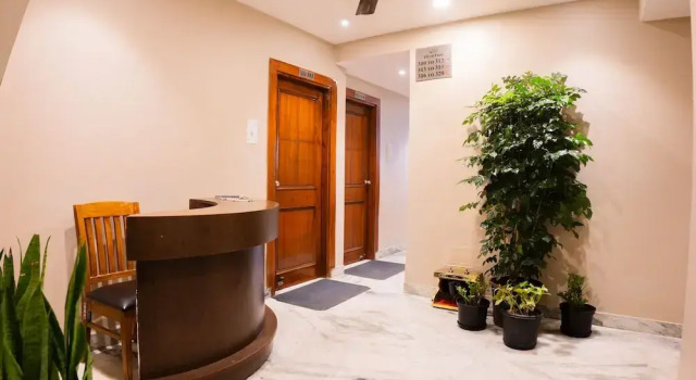 Jains Hotel Rajhans, Забронировать Отель Отели штата Махараштры 3 звезды, 3*