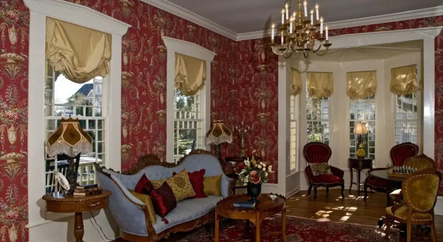 Robert Ruark Inn B&B, Забронировать Отель «постель и завтрак» Саутпорт Северная Каролина, рядом с The Clubs at St. James
