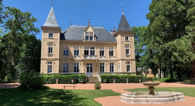 Château des Mussets, Prenota Hotel Magnet Alvernia