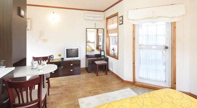Jeju Between Mountain & Sea Pension, Забронировать Отель Jocheon Чеджу