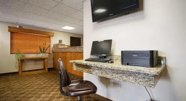 Best Western Red Coach Inn, Prenota Hotel El Dorado Kansas