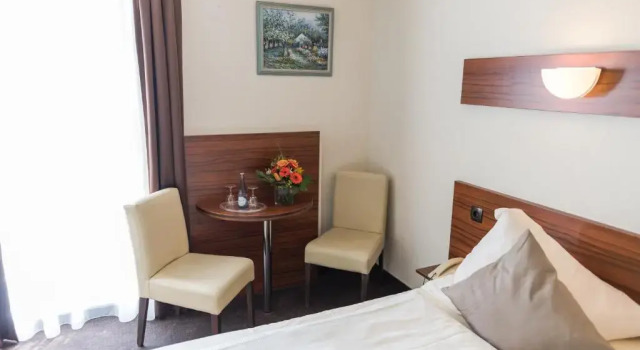Четырёхместный номер Standard Hotel am Wall