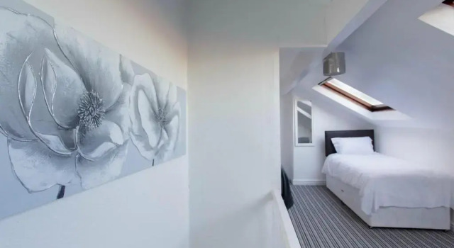 Апартаменты Dean House