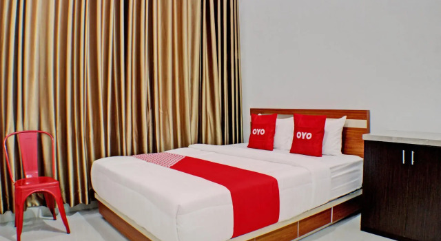 Номер Deluxe RedDoorz at GH Nusa Indah Syariah Lampung