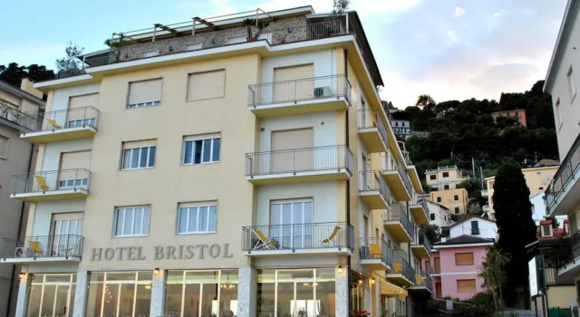 Hotel Bristol
